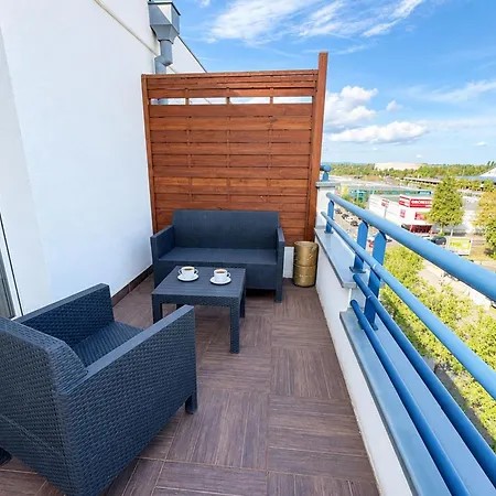 Bright With Terrace And Cathedral View Appartamento *